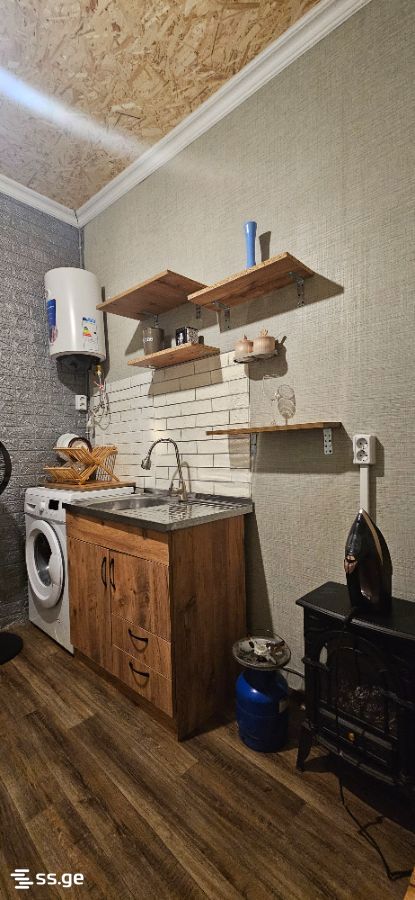 Emir Burjanadze st. 49 - 1 rooms