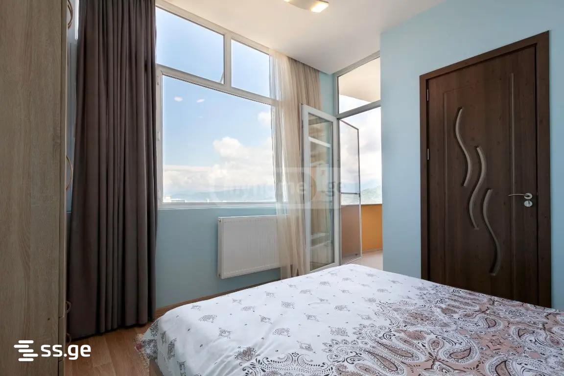 Kobaladze st. 17 - 3 rooms