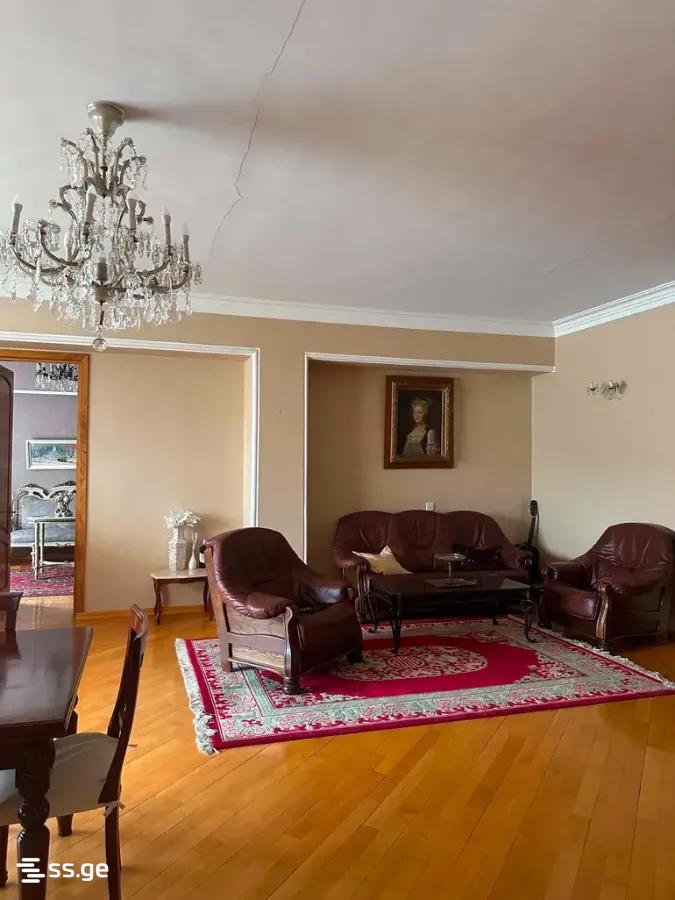 Kazbegi avenue 16 - 5 rooms