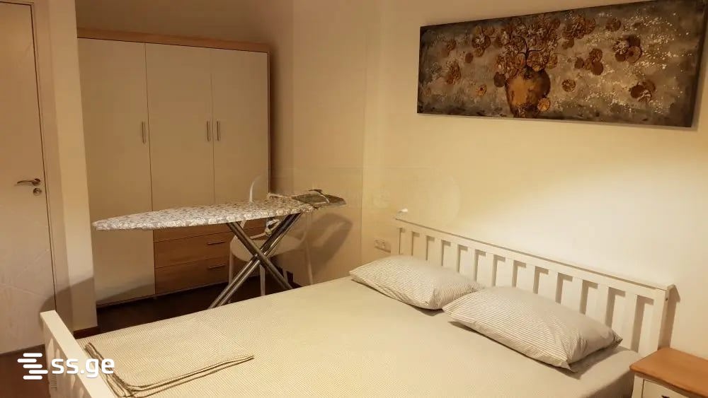 Lech and Maria Kaczynski street 1 - 2 rooms