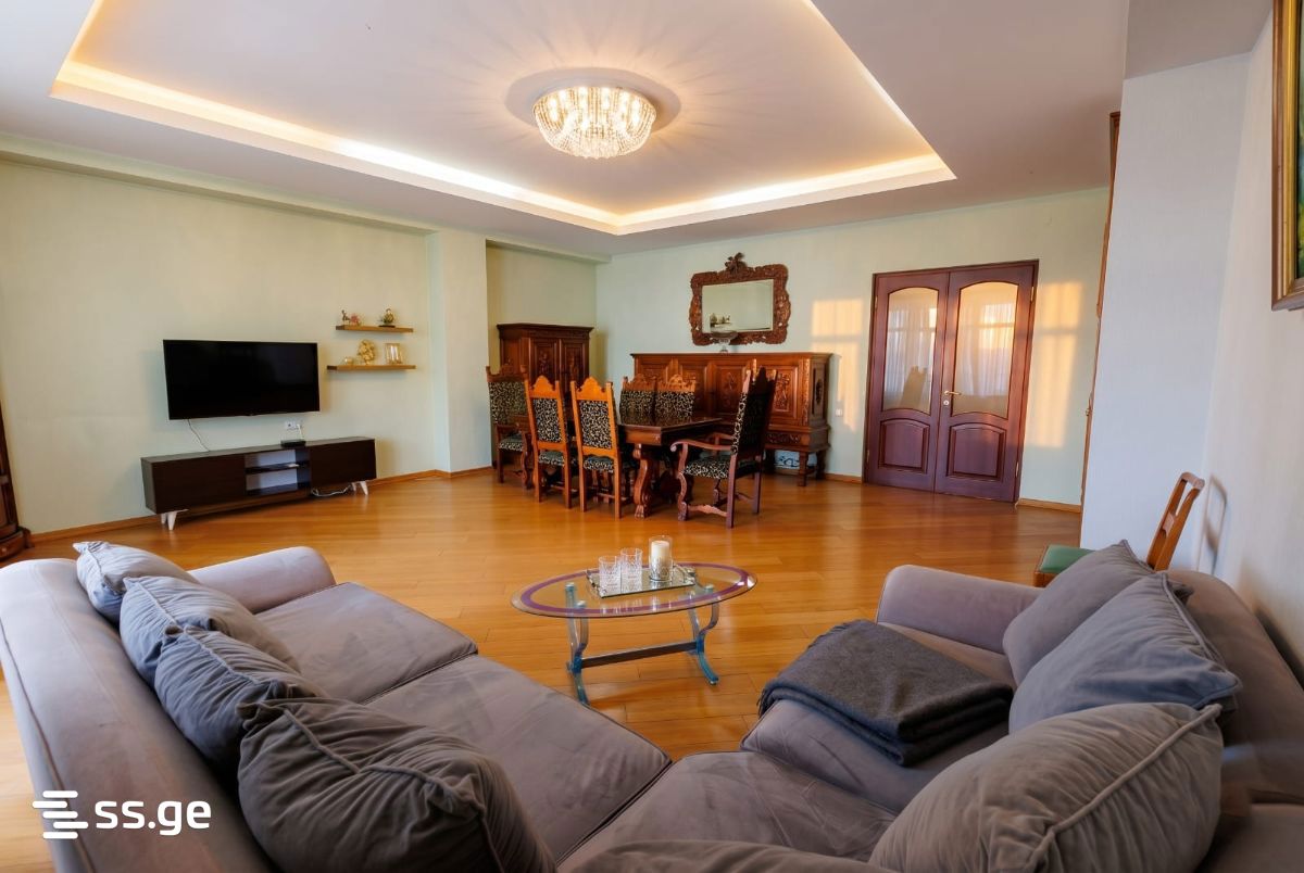 barnovi st. - 4 rooms