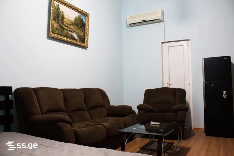 a.wereTlis avenue - 2 rooms