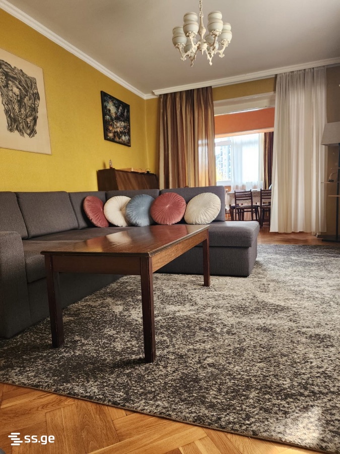 ketevan tsamebuli avenue (avlabari) - 3 rooms