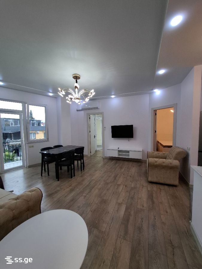 Bagrationi str. 47 - 4 rooms