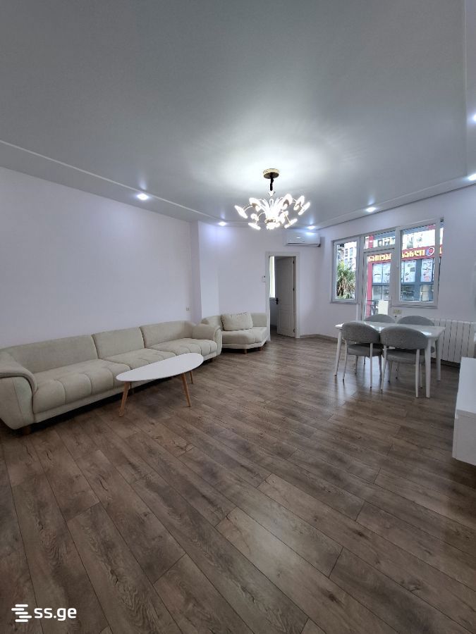 Bagrationi str. 47 - 3 rooms