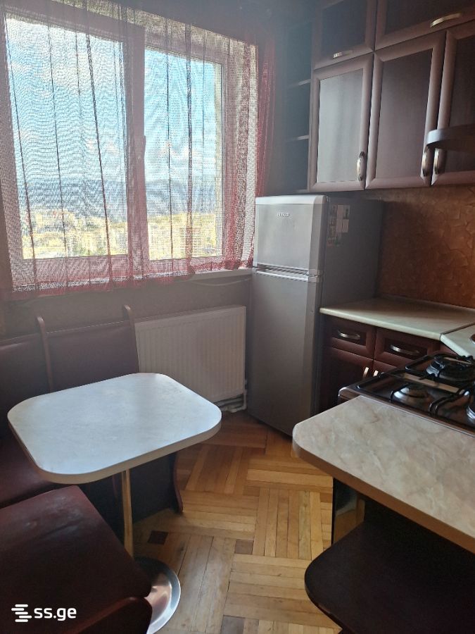 Micro. III, bl. IV - Temka 60 - 1 rooms