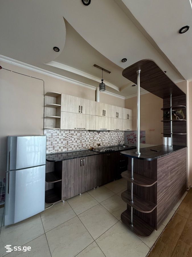 navtlugi st. 10 - 3 rooms