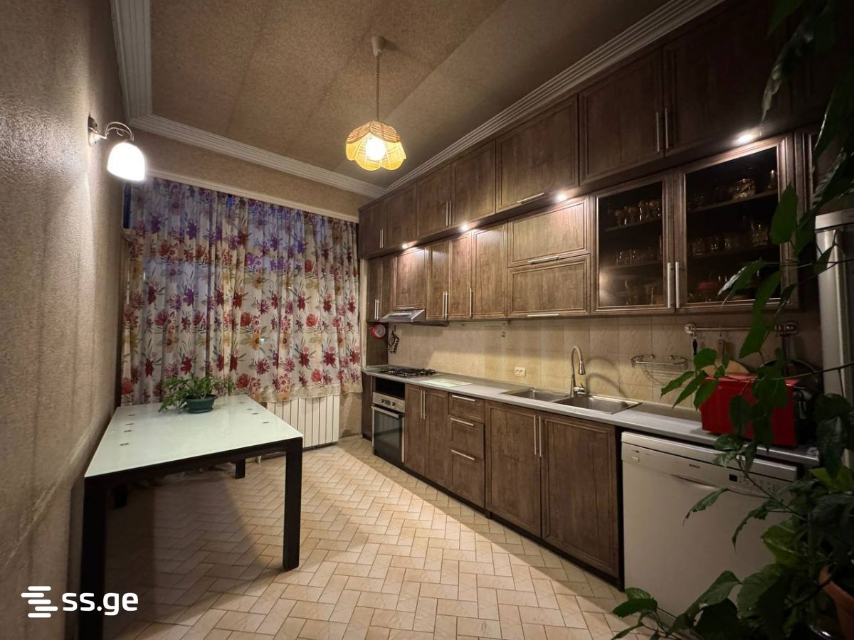 petriashvili st. 22 - 3 rooms