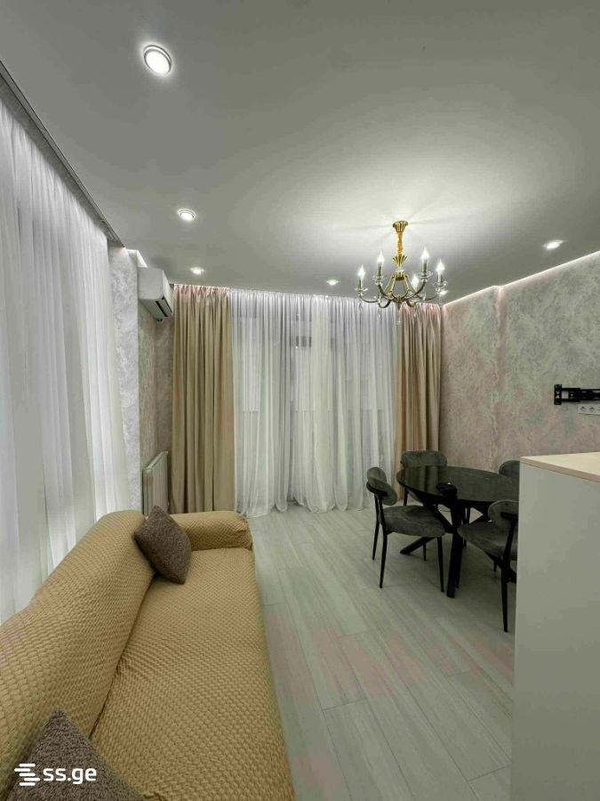 6 - 2 rooms