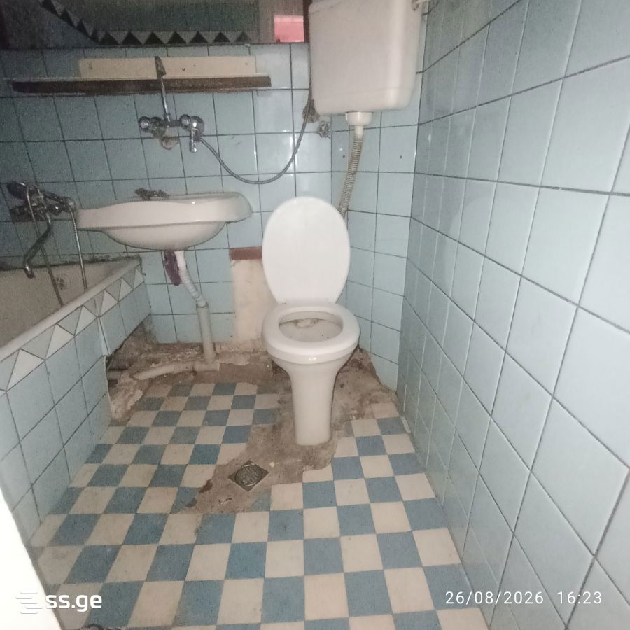 tsulukidze st. 24 - 1 rooms