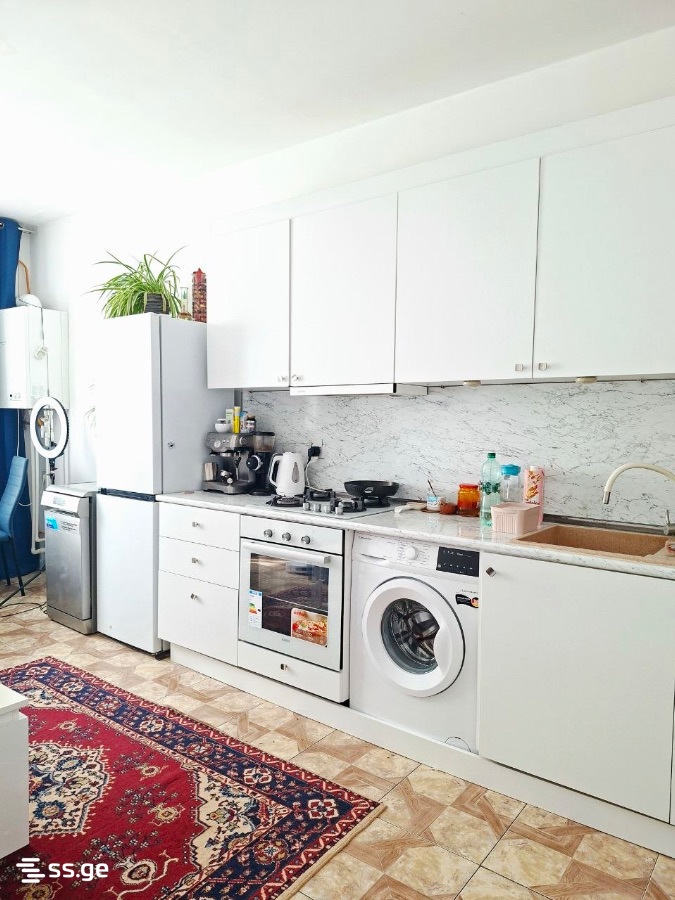 Sh. Nadirashvili st. 42 - 3 rooms