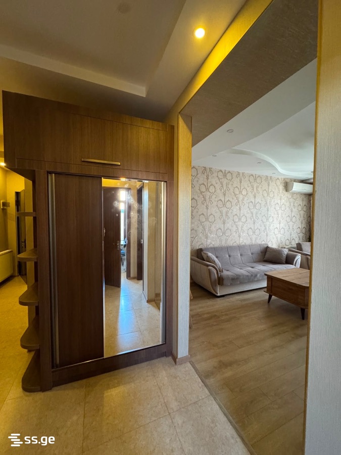 Mirian Mephe st. - 3 rooms