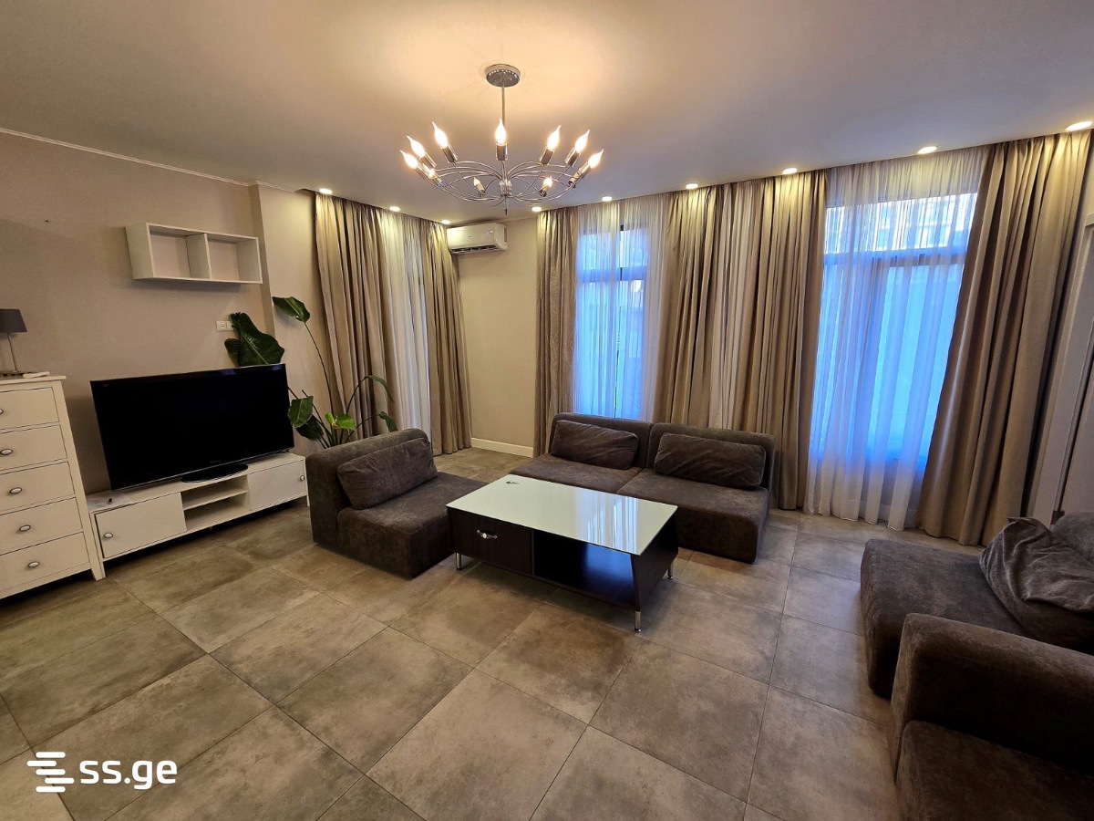 25 - 4 rooms