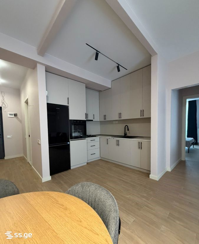 zedazeni st. 6 - 4 rooms