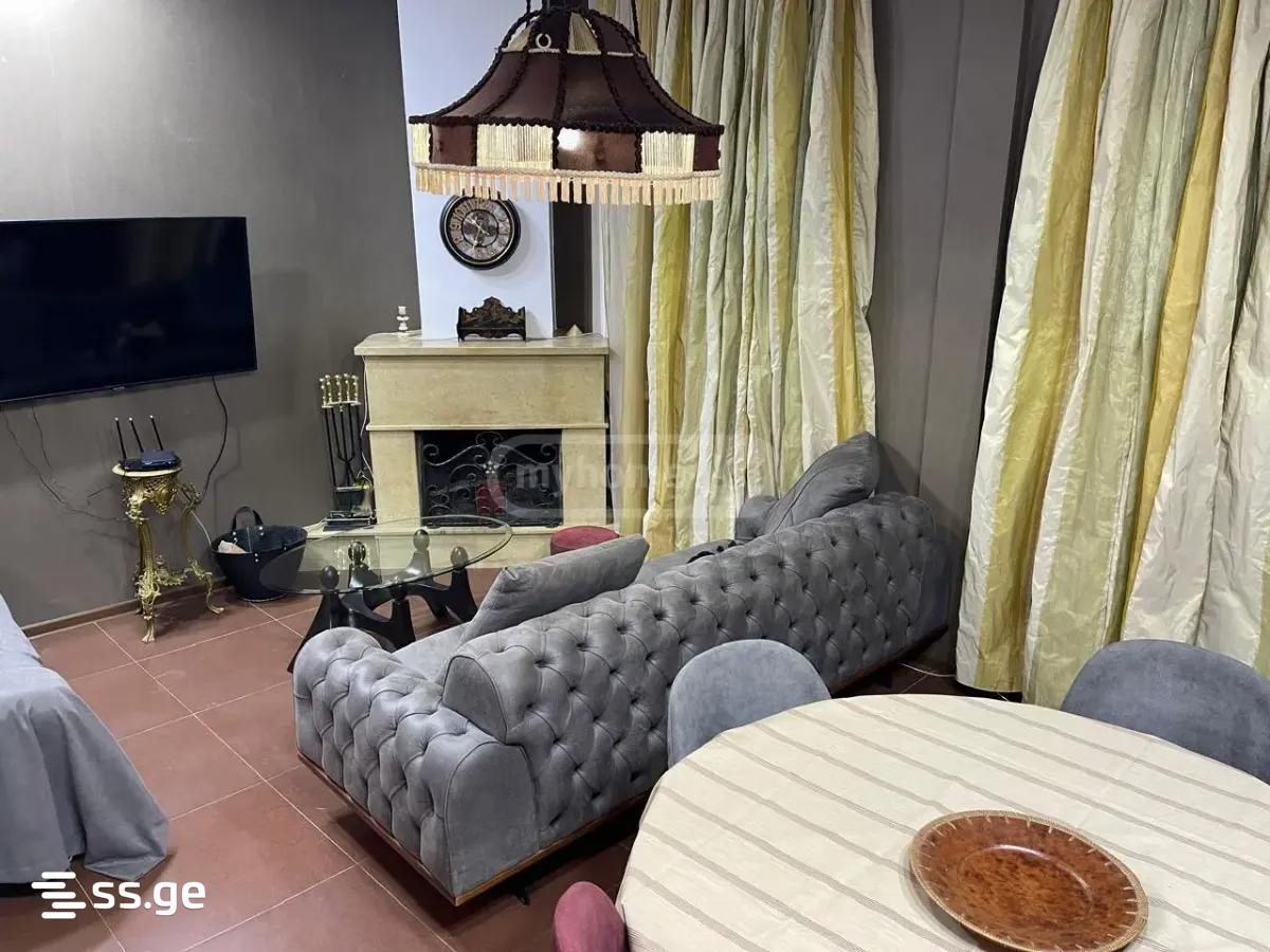 a.wereTlis avenue - 4 rooms