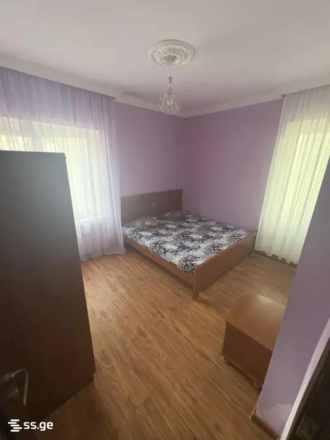 Khimshiashvili st. 21 - 3 rooms
