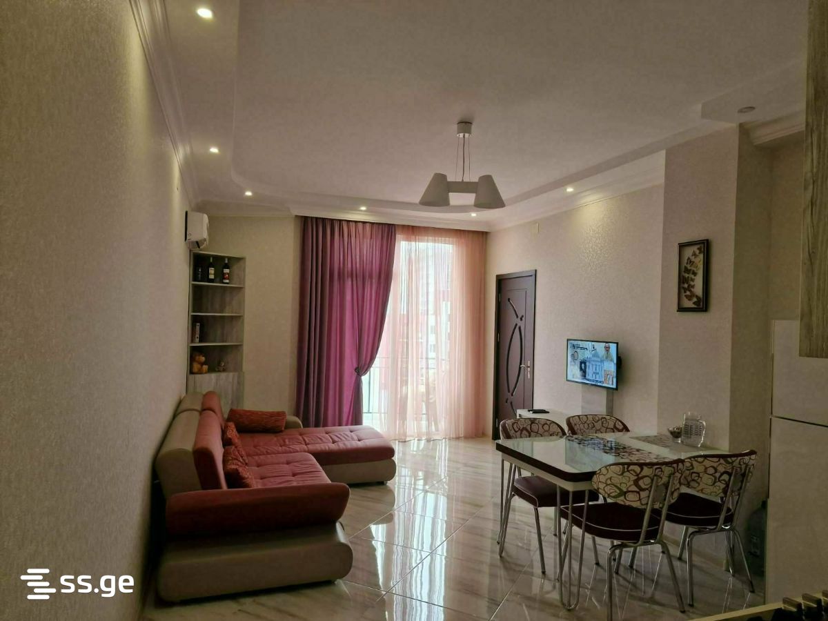 8 - 2 rooms