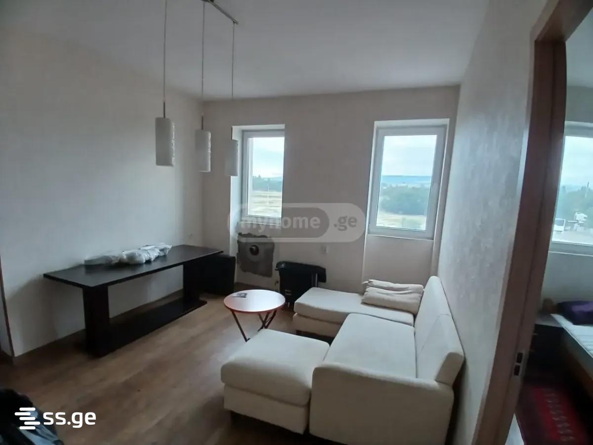 kiziki st. 23 - 2 rooms