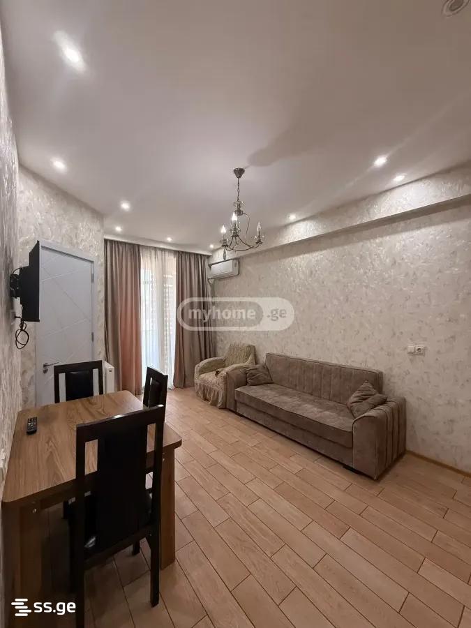 t. eristavi st. (Sanzona) - 2 rooms