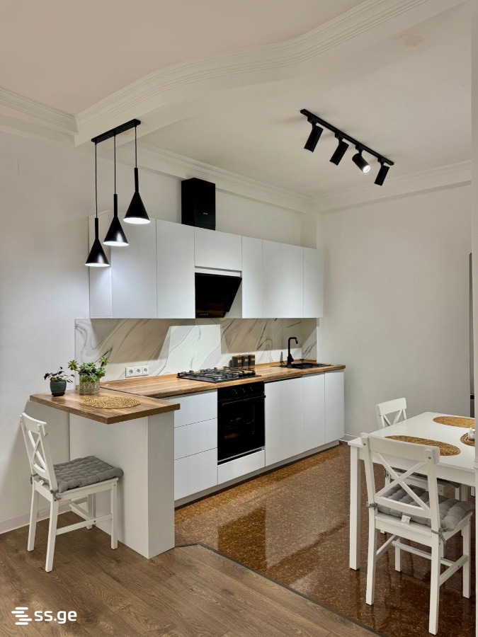 Khimshiashvili st. 1 - 3 rooms