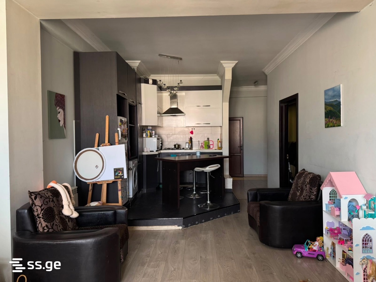 Kazbegi avenue 23 - 3 rooms