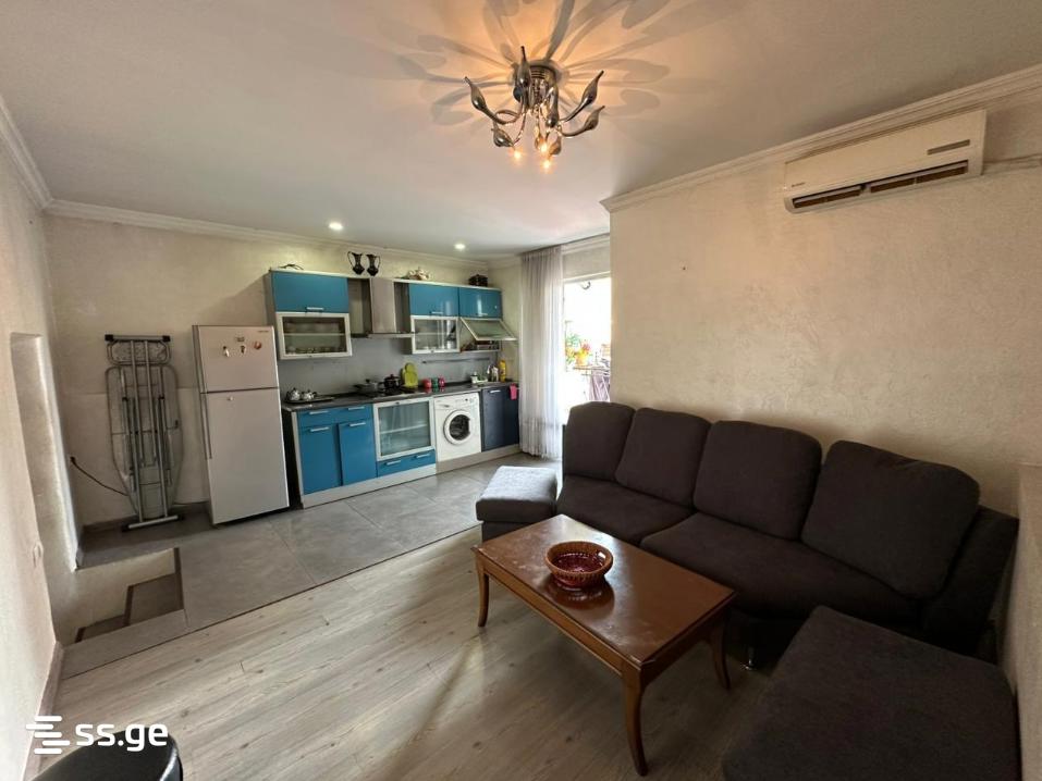10 - 2 rooms