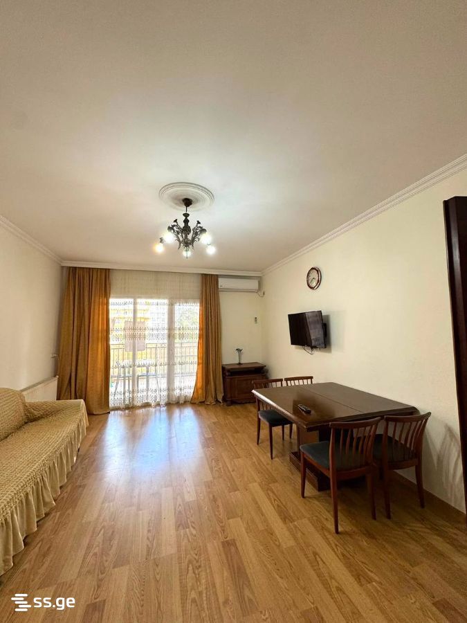 Kobaladze st. 8 - 4 rooms