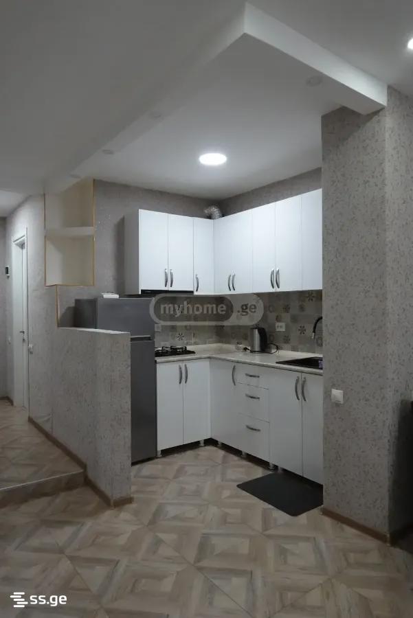 8 - 2 rooms
