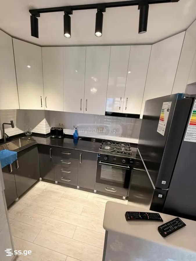 5 - 4 rooms