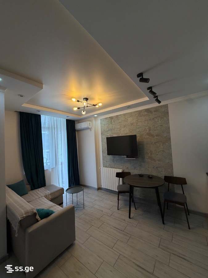 51/53 - 2 rooms