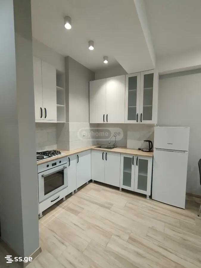 navtlugi st. 10 - 2 rooms