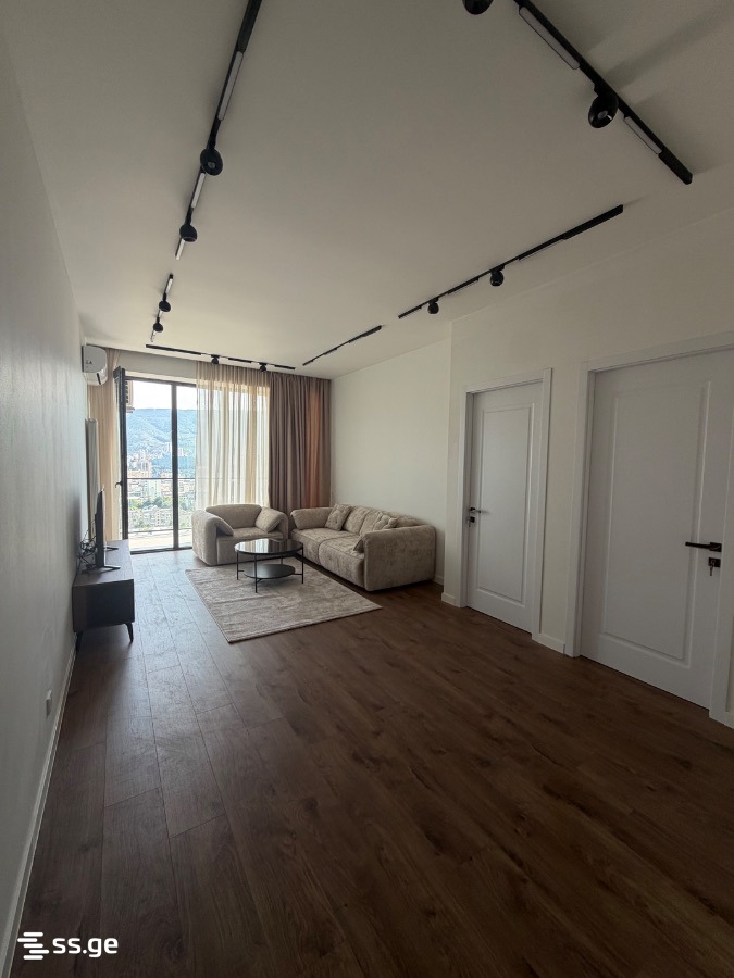 nucubidze st. 77 - 3 rooms