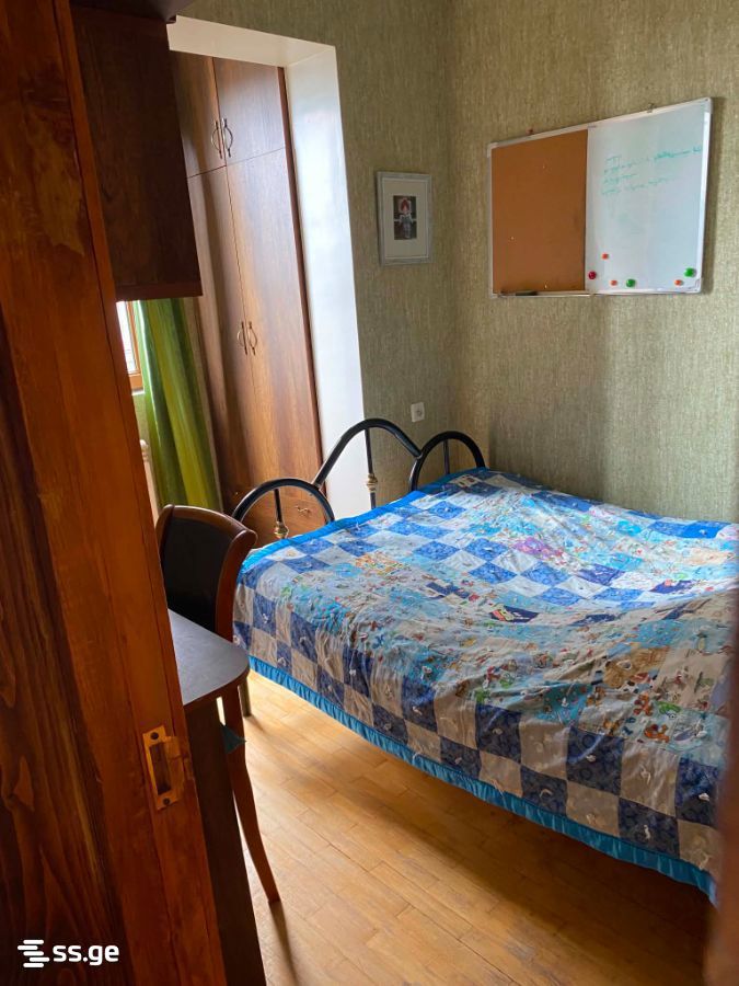 R. Chkhikvadze st. - 3 rooms