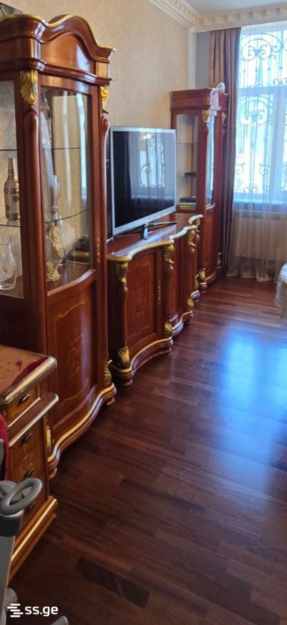 7 - 4 rooms