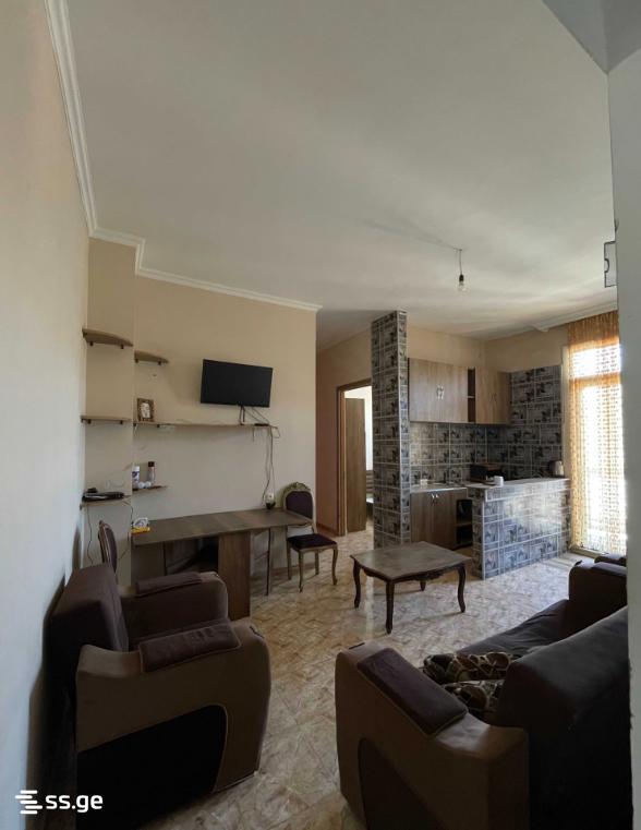 chkondideli st. 42 - 3 rooms