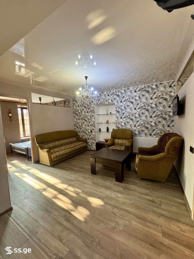 chaisubani st. 5 - 3 rooms