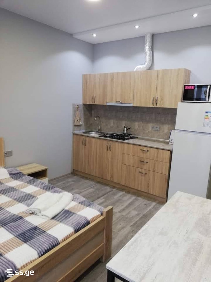 D. Mamuladze st. 13 - 1 rooms