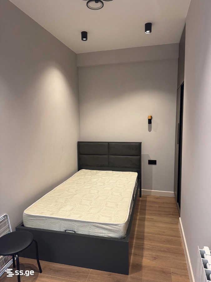 chkondideli st. - 3 rooms