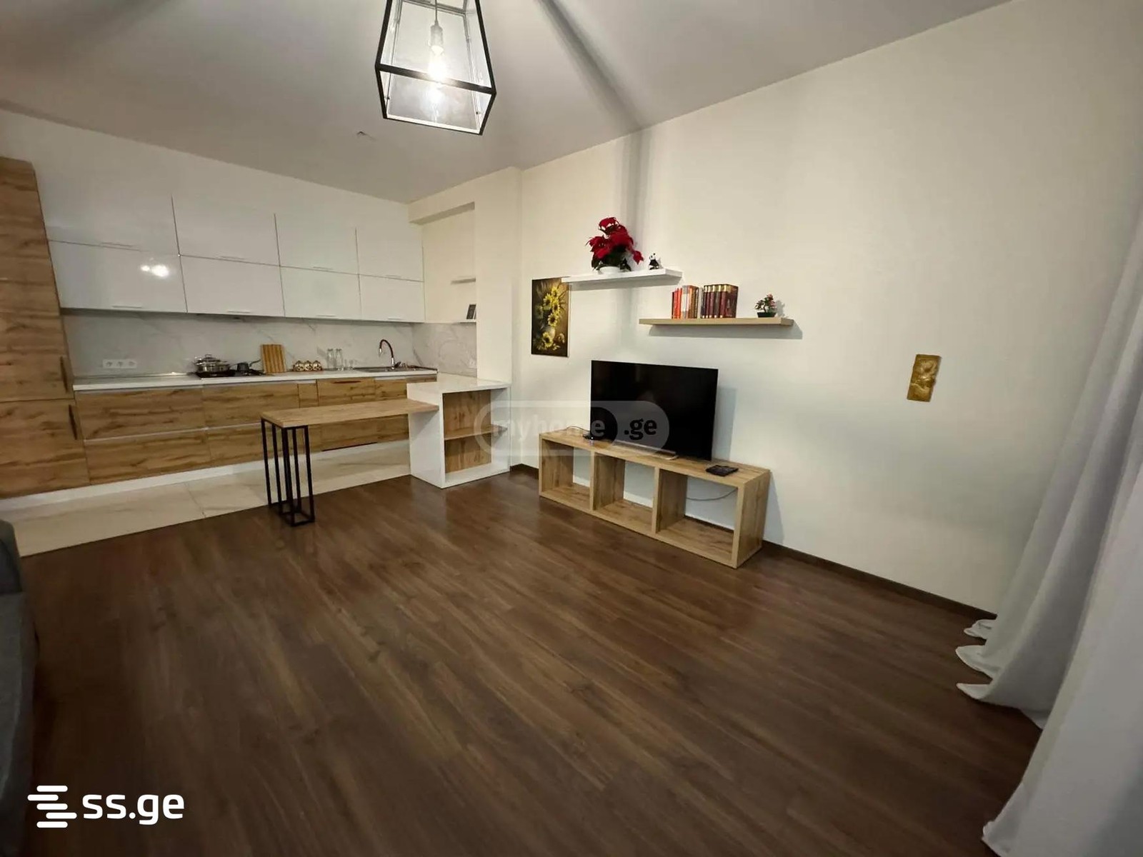 Burdzgla st. 70 - 2 rooms