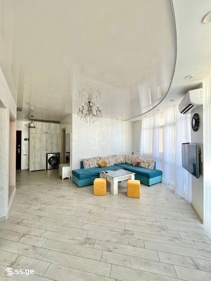 Kobaladze st. 8a - 3 rooms