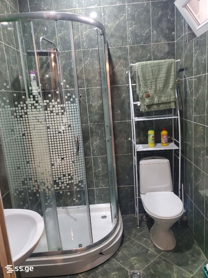 uznadze st. 48 - 3 rooms