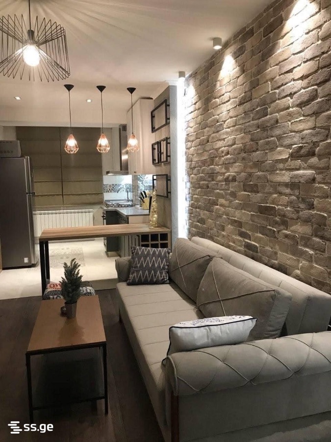 petre imeri st. 13 - 3 rooms