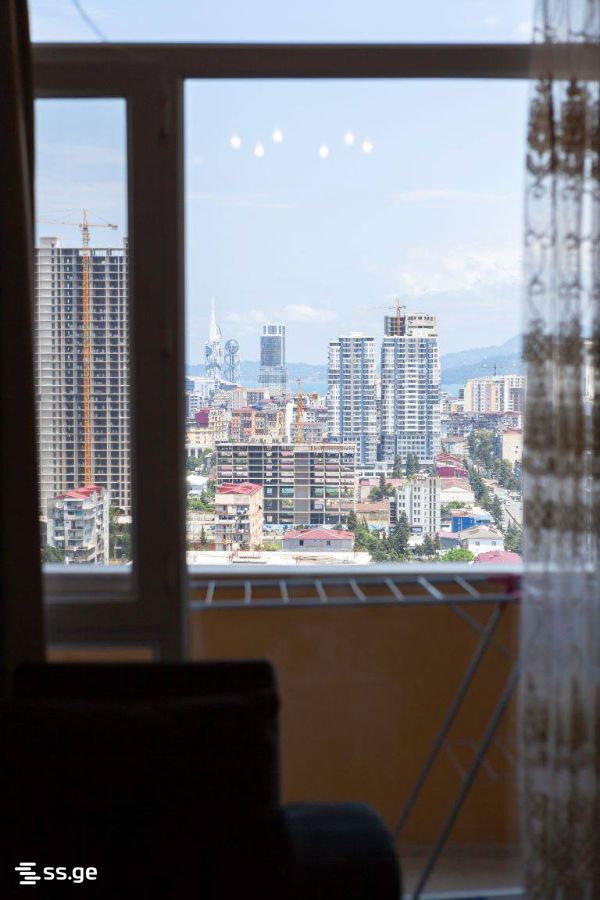 Kobaladze st. 15 - 3 rooms