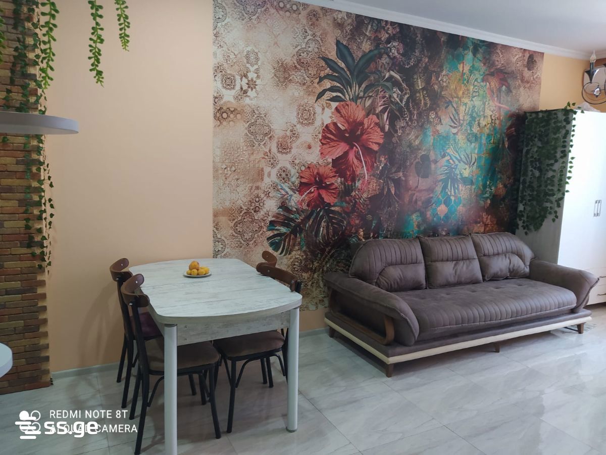 Chavchavadze st. 76 - 2 rooms