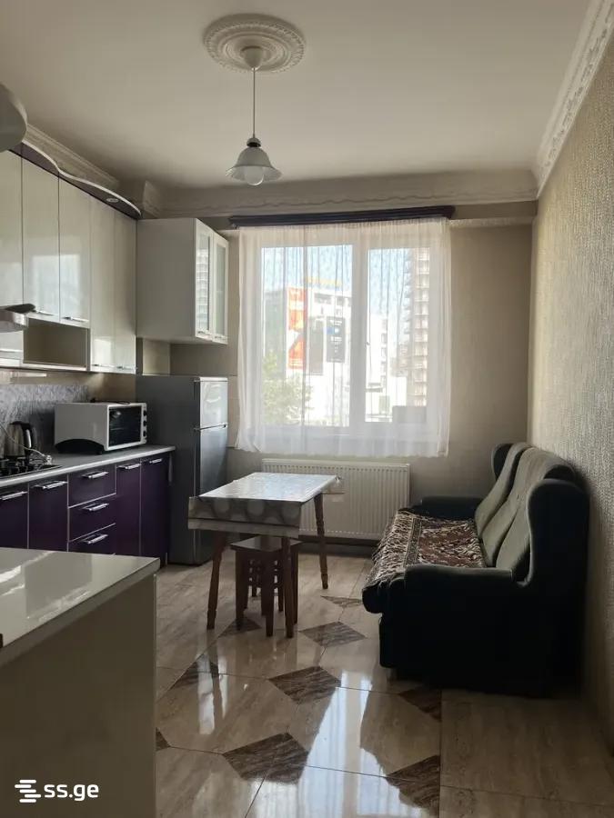 khizanishvili st. 8 - 3 rooms