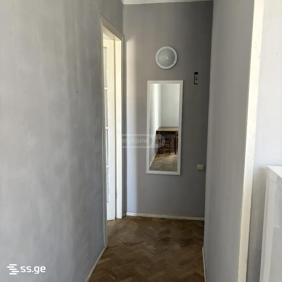 t. tabidze st. 0 - 1 rooms