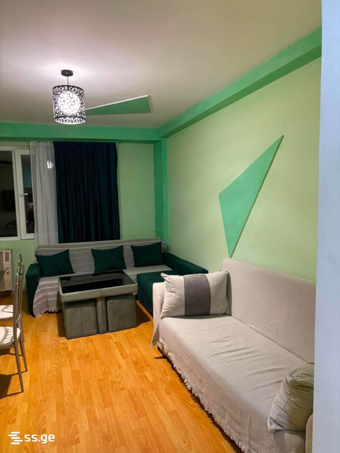 Mirian Mephe st. - - 3 rooms