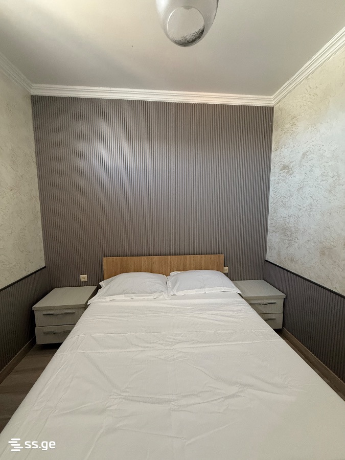 Khimshiashvili st. 4 - 2 rooms