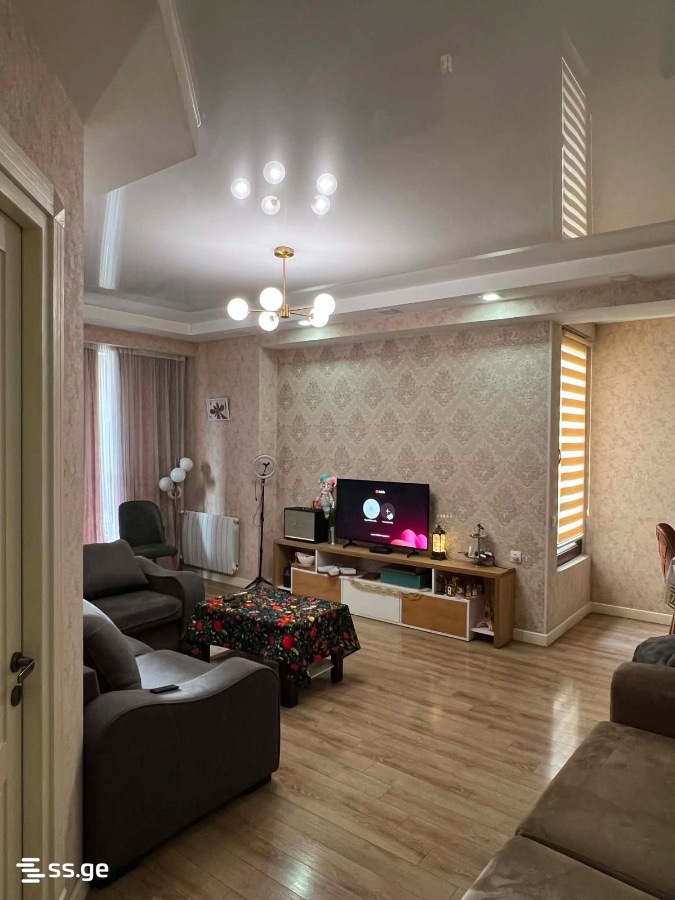 chkondideli st. 103 - 2 rooms