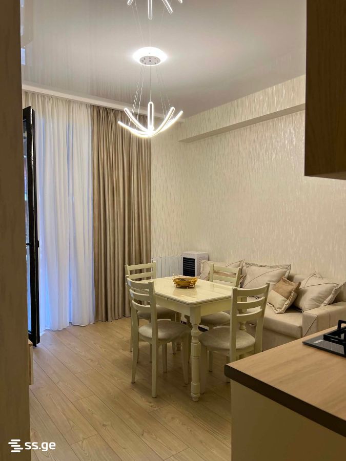 st. Phermcerta 111 - 2 rooms